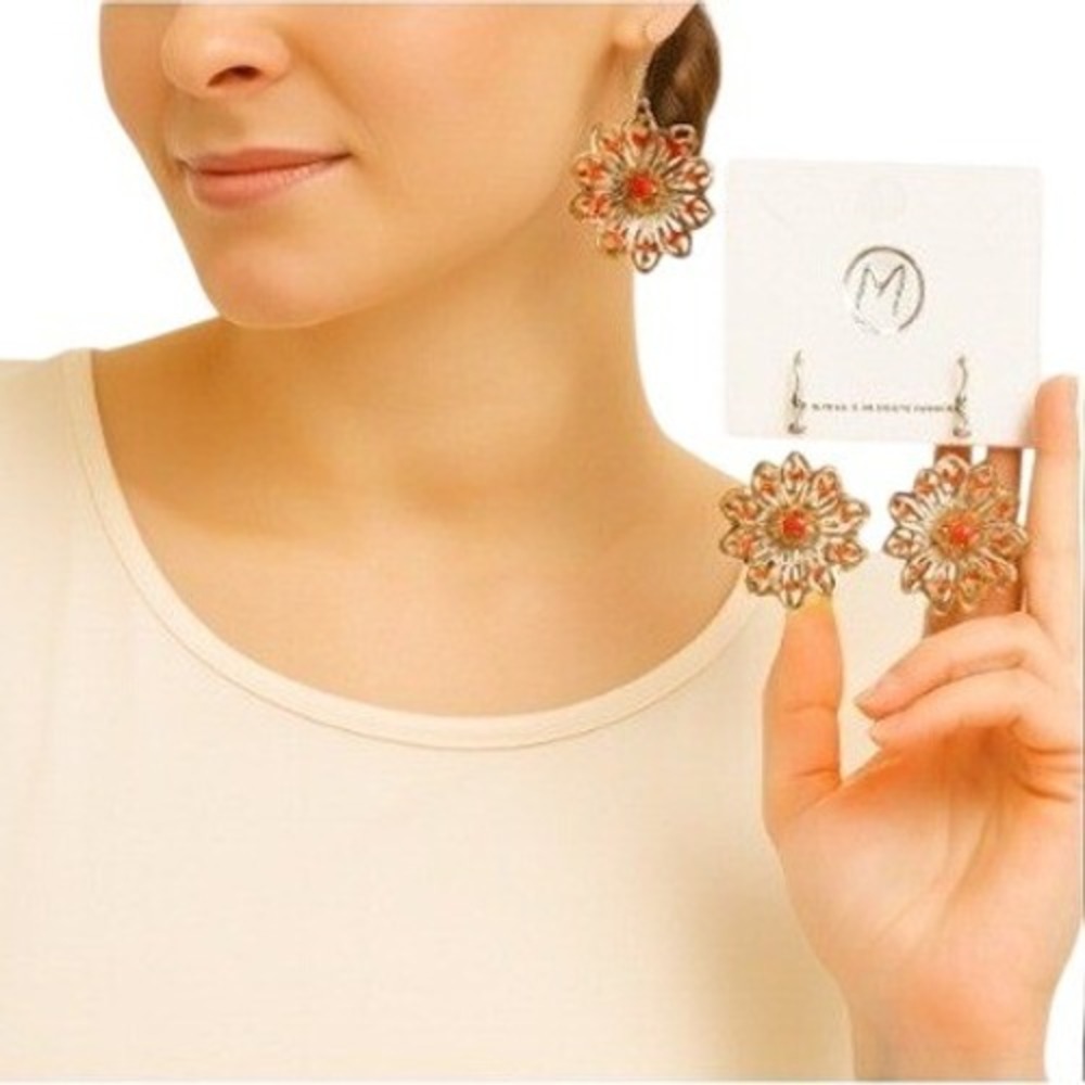 Midwest Fashion Outlet Women's Gold‎ Tone Red Flower Dangle Earrings